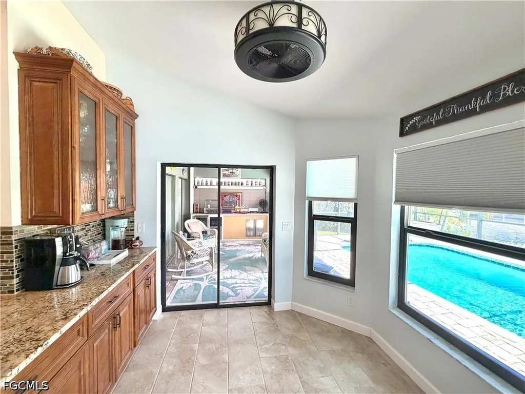 919 SE 20th Court Cape Coral FL 33990
