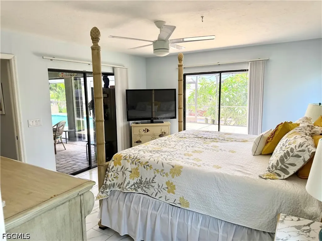 919 SE 20th Court Cape Coral FL 33990