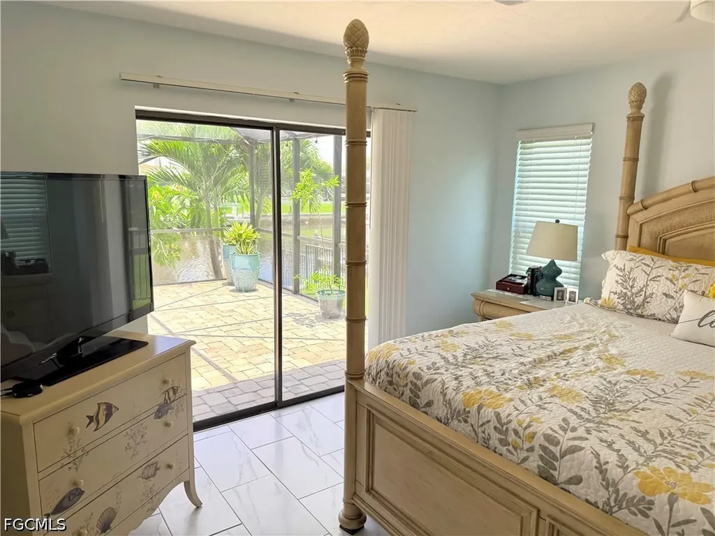 919 SE 20th Court Cape Coral FL 33990