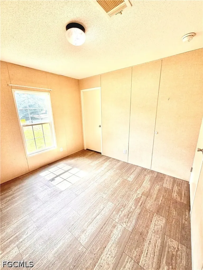 6020 Nutmeg Avenue Pace FL 32571