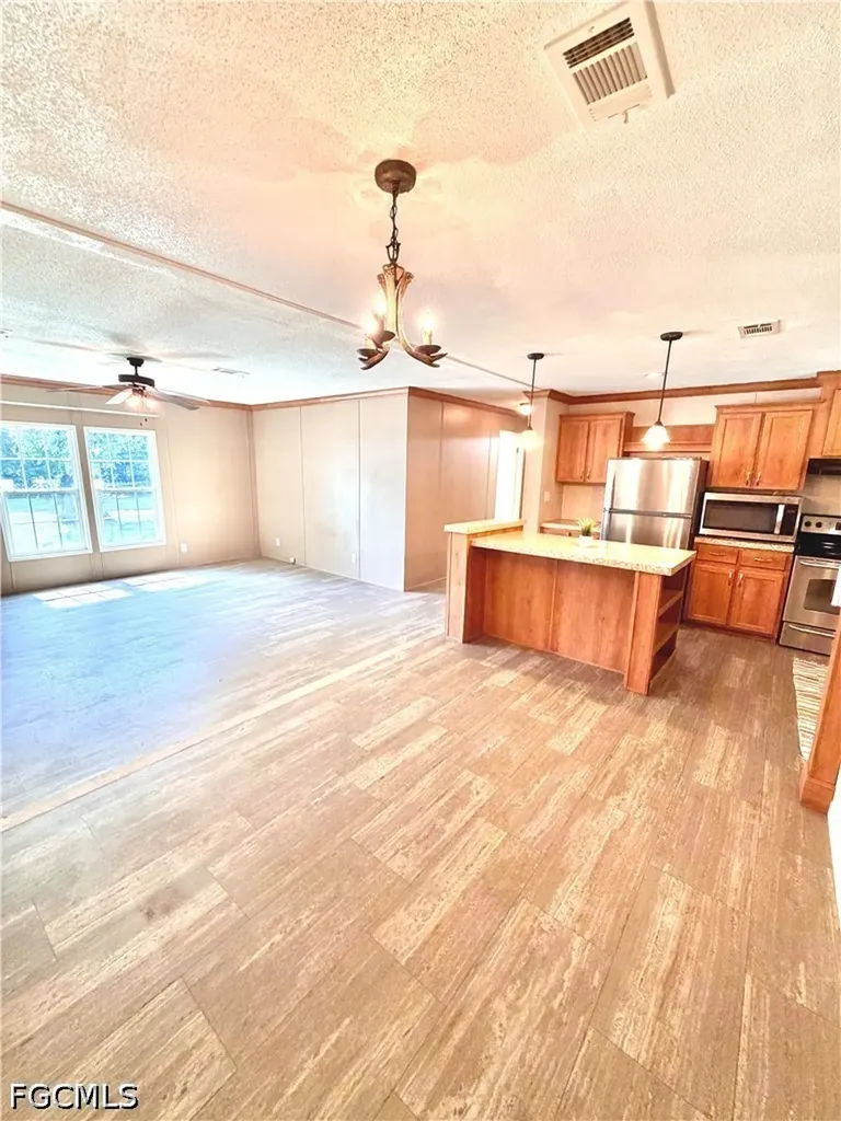 6020 Nutmeg Avenue Pace FL 32571