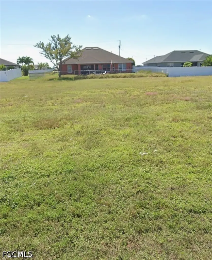 414 Kismet Parkway W Cape Coral FL 33993
