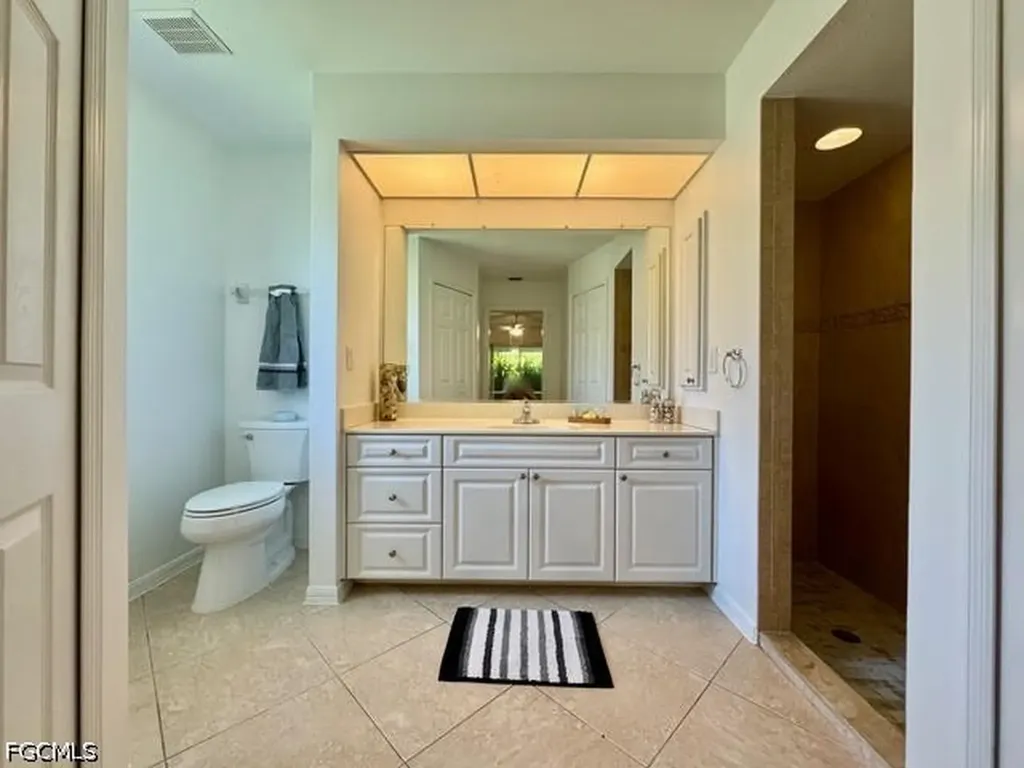 910 SW 3rd Avenue Cape Coral FL 33991
