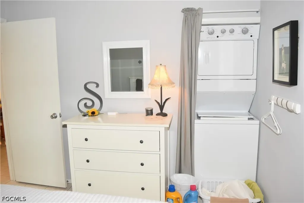 6801 Lake Mcgregor Circle Fort Myers FL 33919