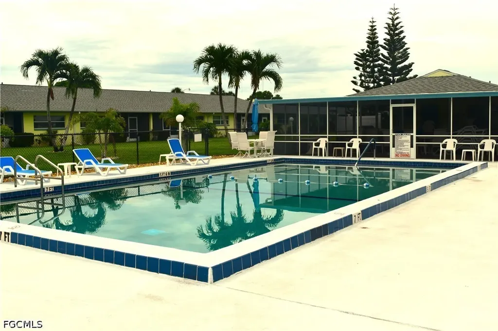 6801 Lake Mcgregor Circle Fort Myers FL 33919