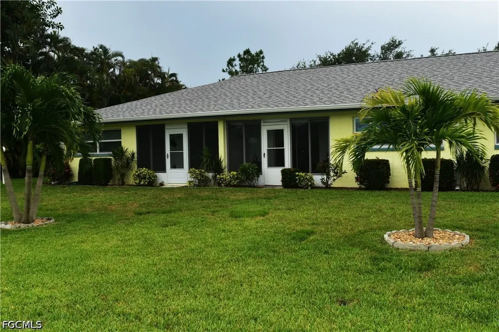 6801 Lake Mcgregor Circle Fort Myers FL 33919