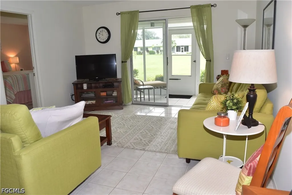 6801 Lake Mcgregor Circle Fort Myers FL 33919