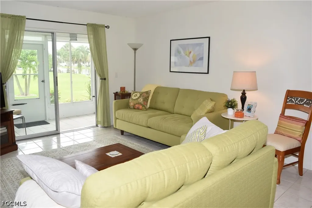6801 Lake Mcgregor Circle Fort Myers FL 33919