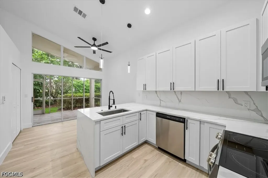 13609 Admiral Court Fort Myers FL 33912