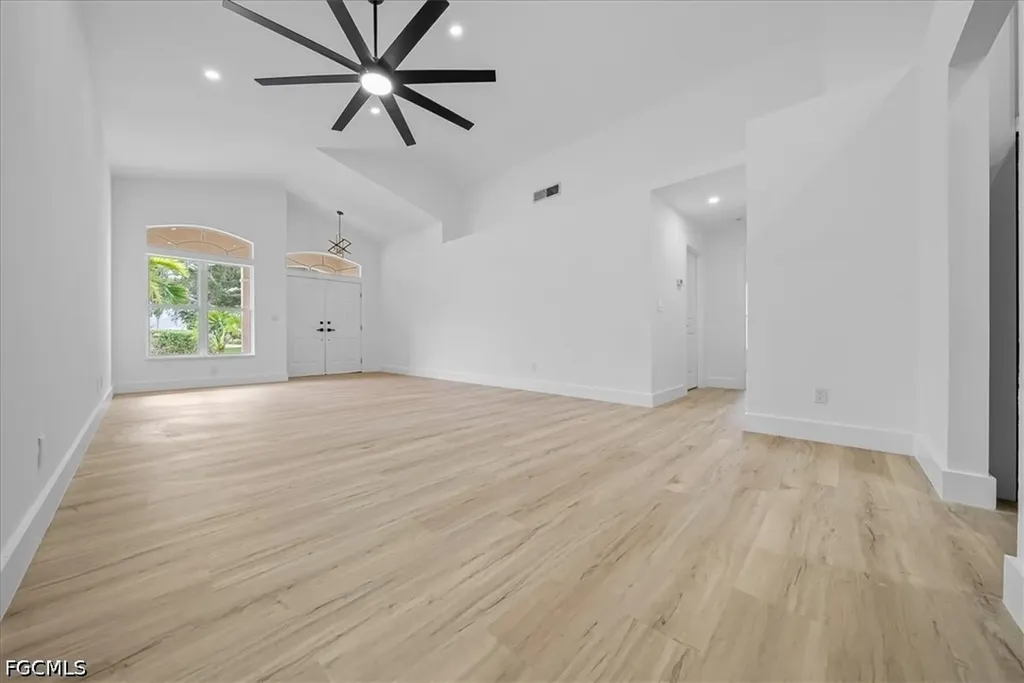 13609 Admiral Court Fort Myers FL 33912