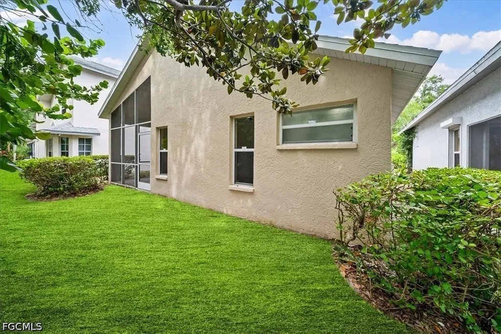13609 Admiral Court Fort Myers FL 33912