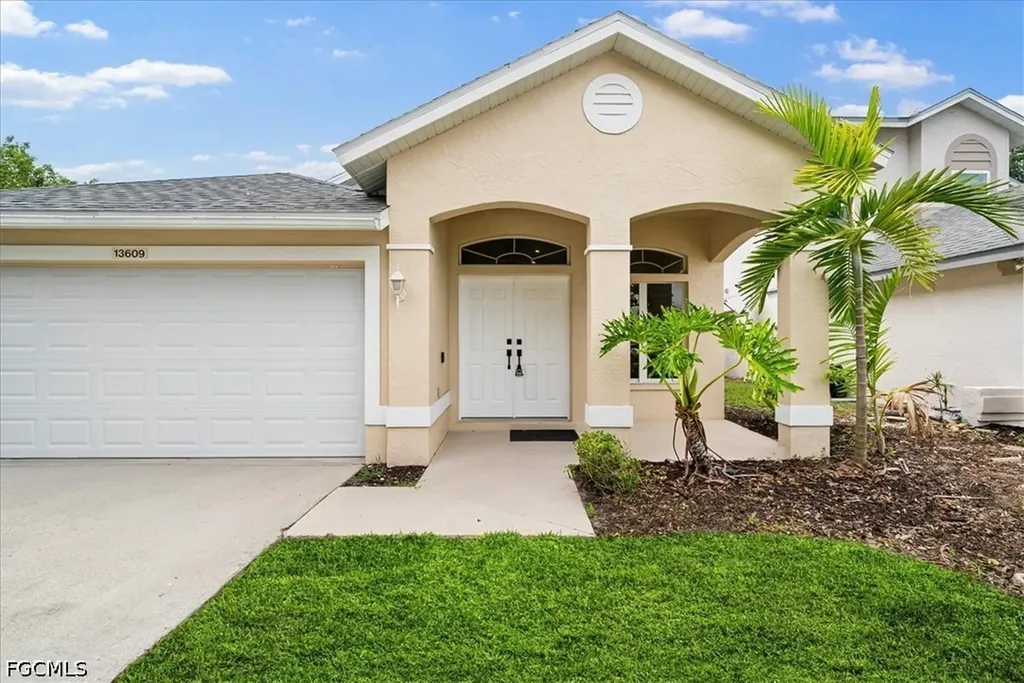 13609 Admiral Court Fort Myers FL 33912