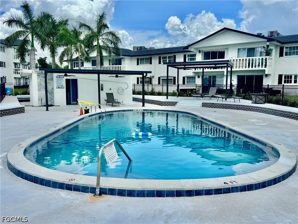 3706 Broadway Fort Myers FL 33901