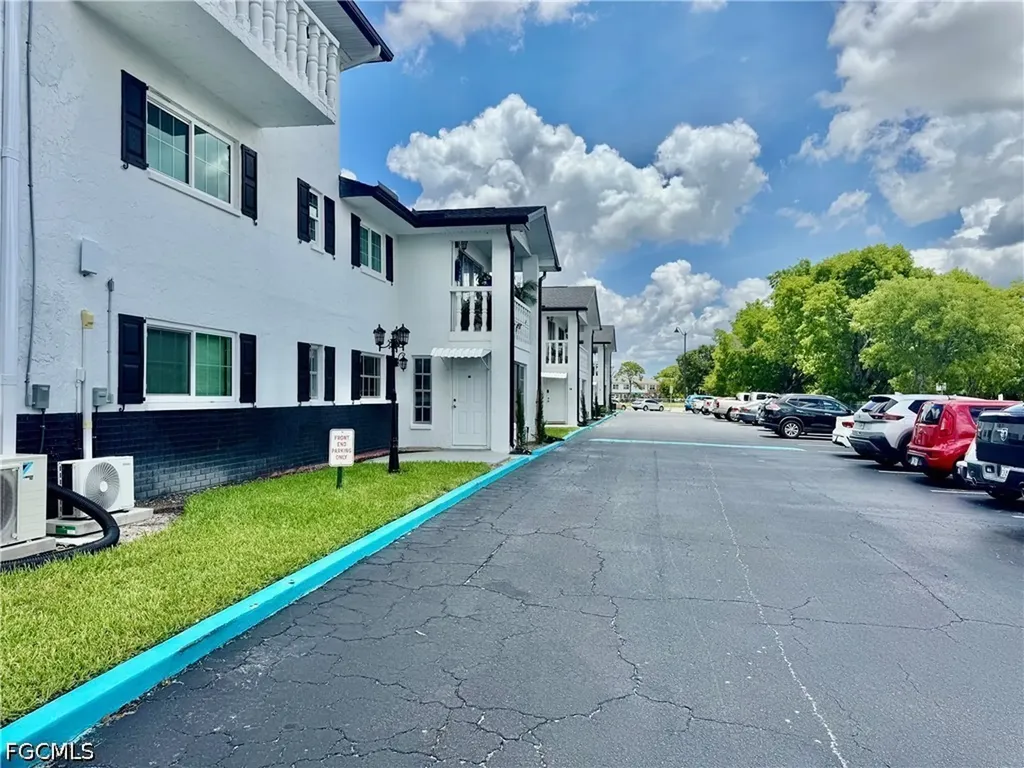 3706 Broadway Fort Myers FL 33901