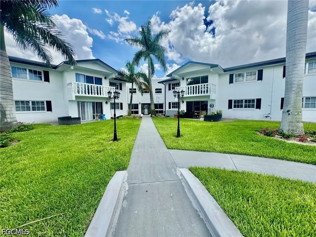 3706 Broadway Fort Myers FL 33901