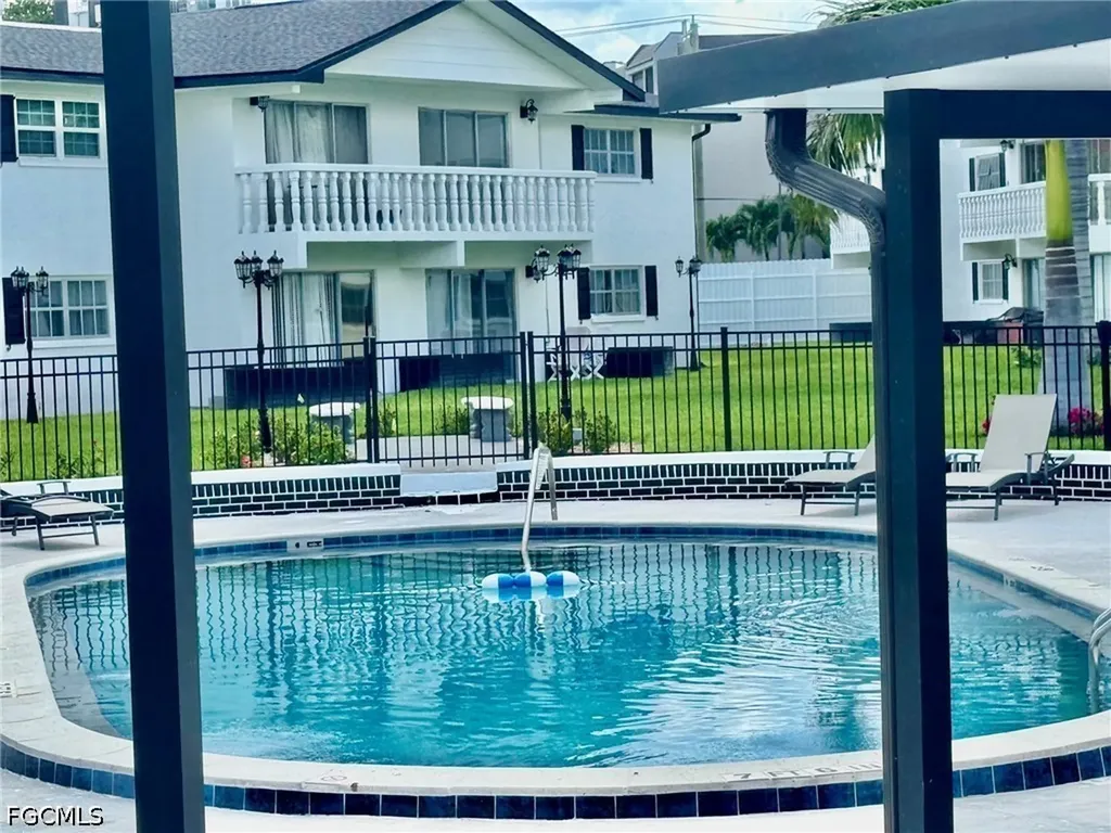 3706 Broadway Fort Myers FL 33901