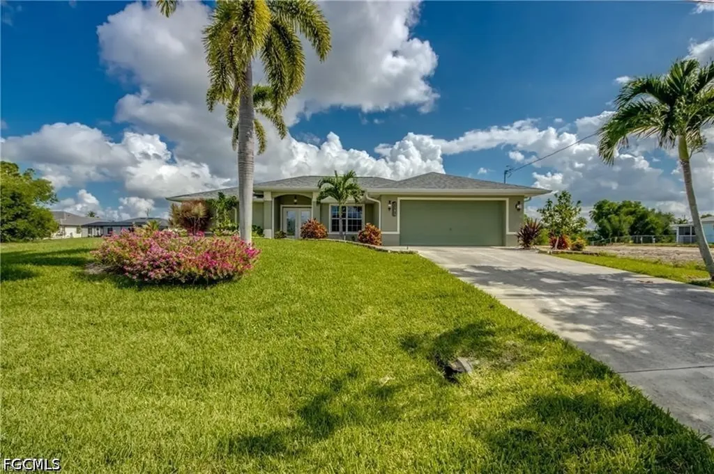 1305 SW 24th Street Cape Coral FL 33991