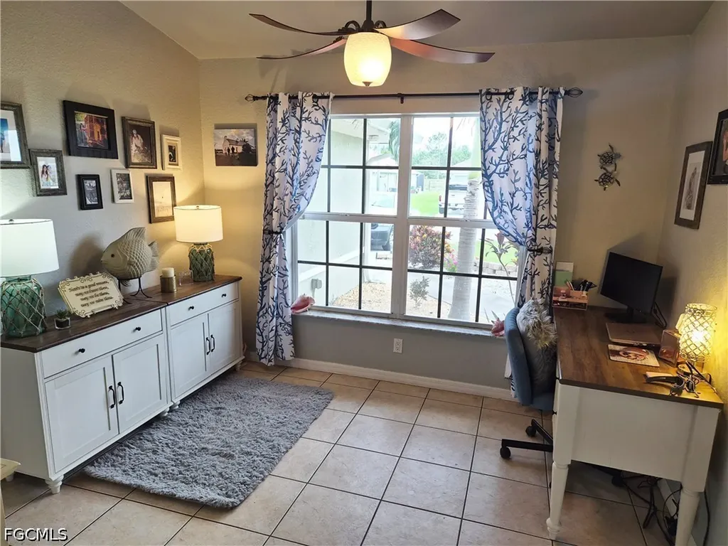 1305 SW 24th Street Cape Coral FL 33991