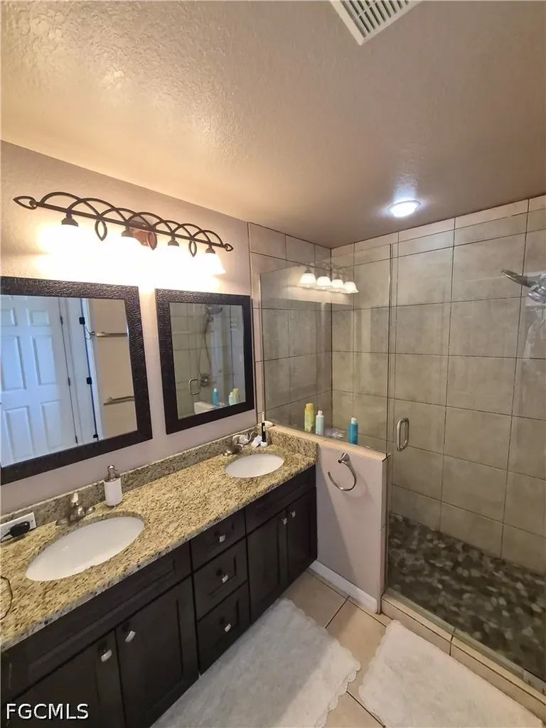 1305 SW 24th Street Cape Coral FL 33991