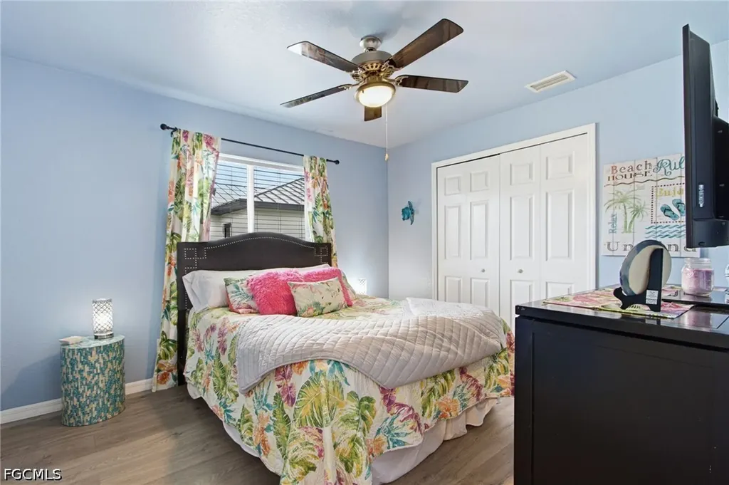 1305 SW 24th Street Cape Coral FL 33991