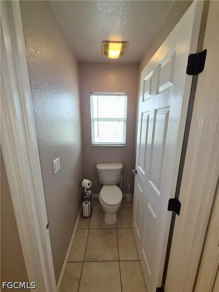 1305 SW 24th Street Cape Coral FL 33991