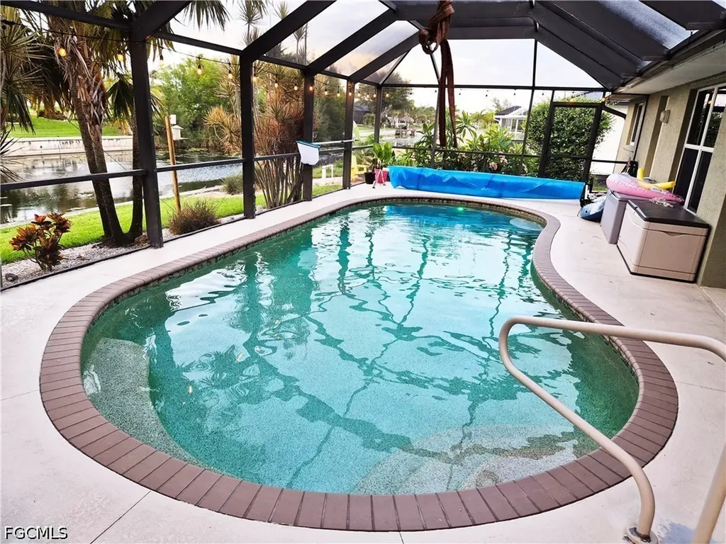 1305 SW 24th Street Cape Coral FL 33991