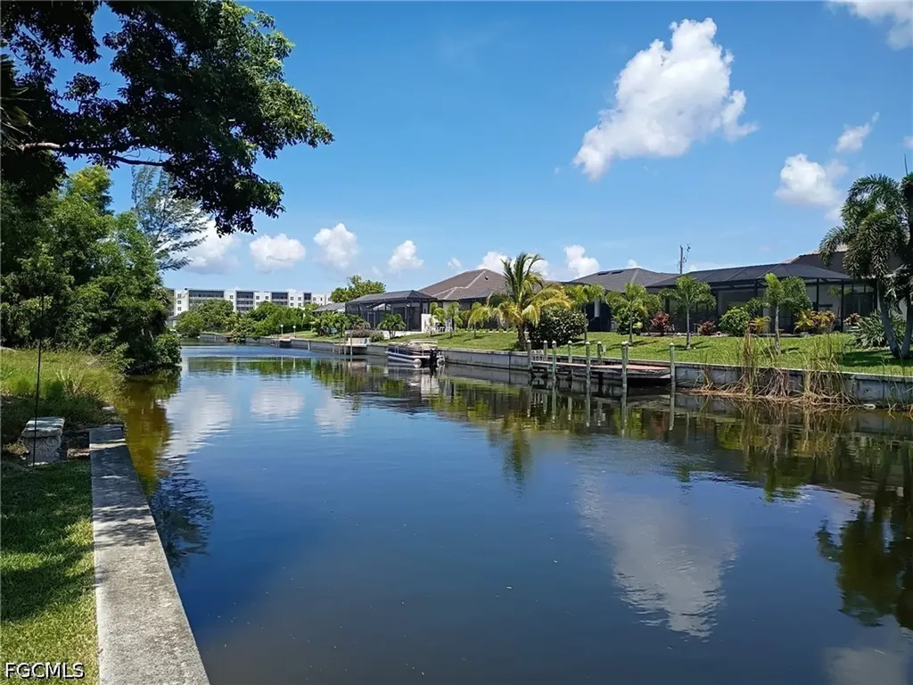 1305 SW 24th Street Cape Coral FL 33991