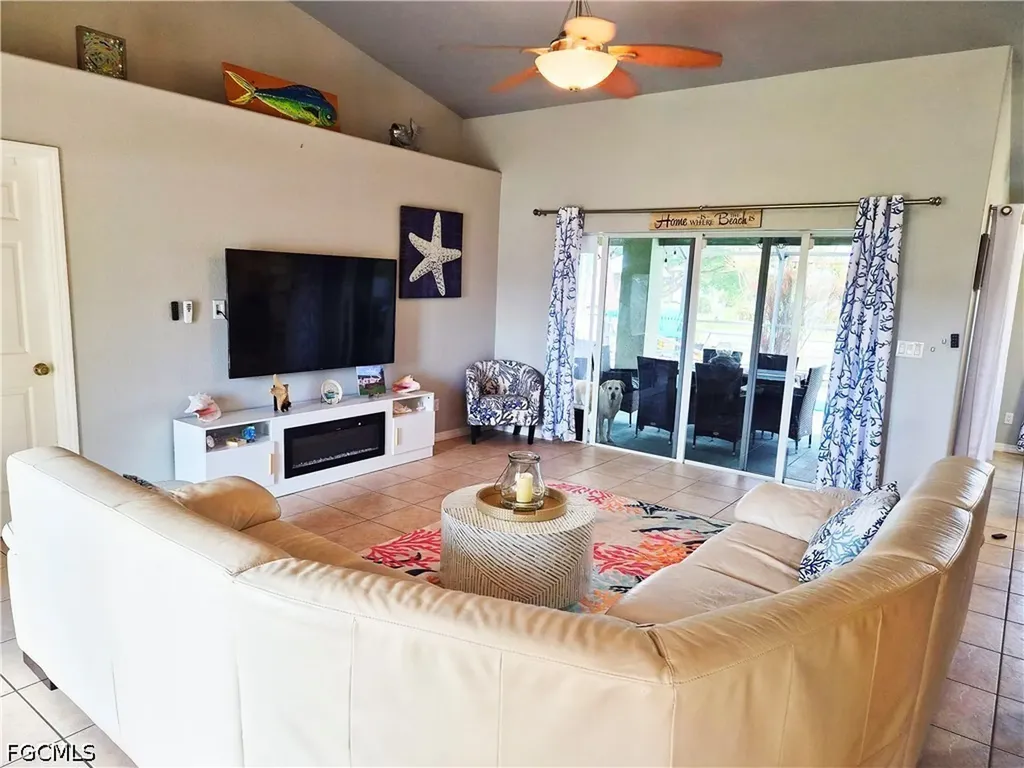 1305 SW 24th Street Cape Coral FL 33991