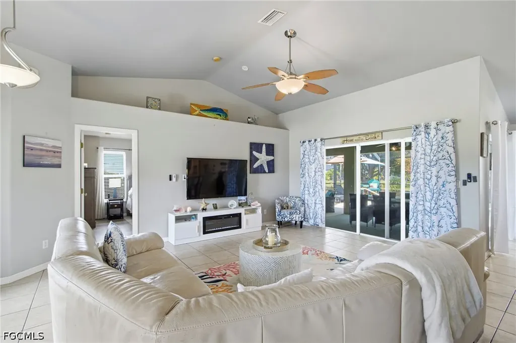 1305 SW 24th Street Cape Coral FL 33991