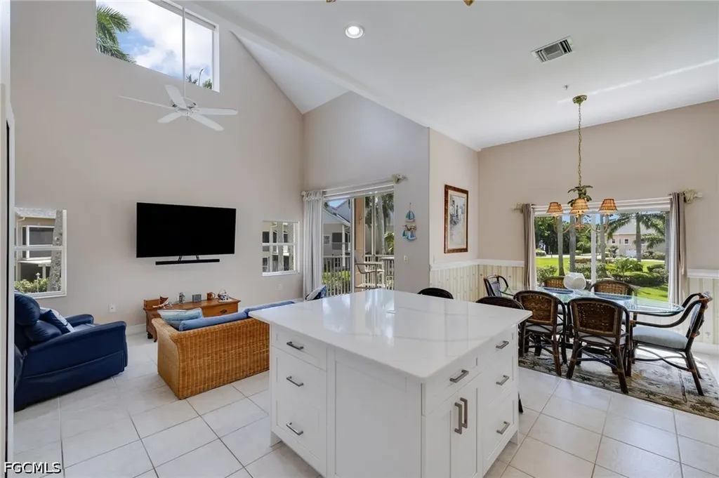 3593 Edgewood Avenue Fort Myers FL 33916