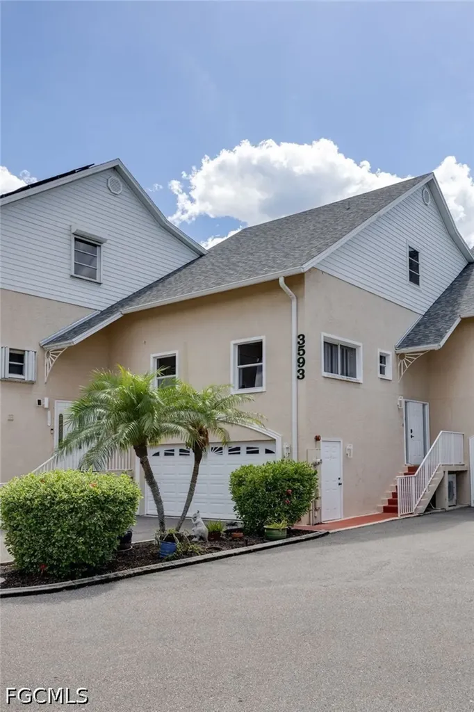3593 Edgewood Avenue Fort Myers FL 33916