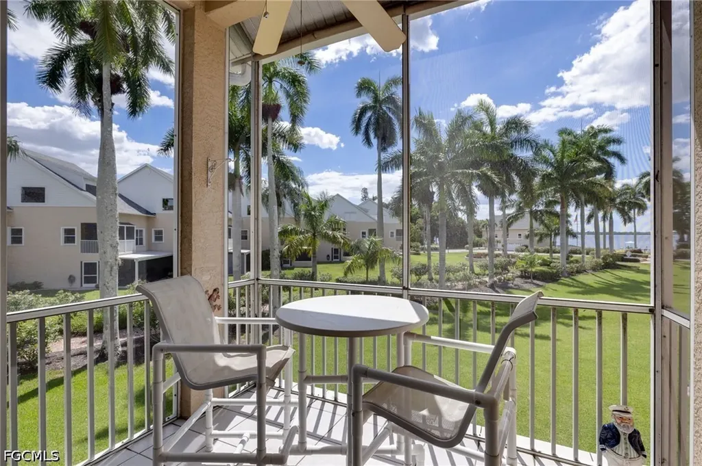 3593 Edgewood Avenue Fort Myers FL 33916