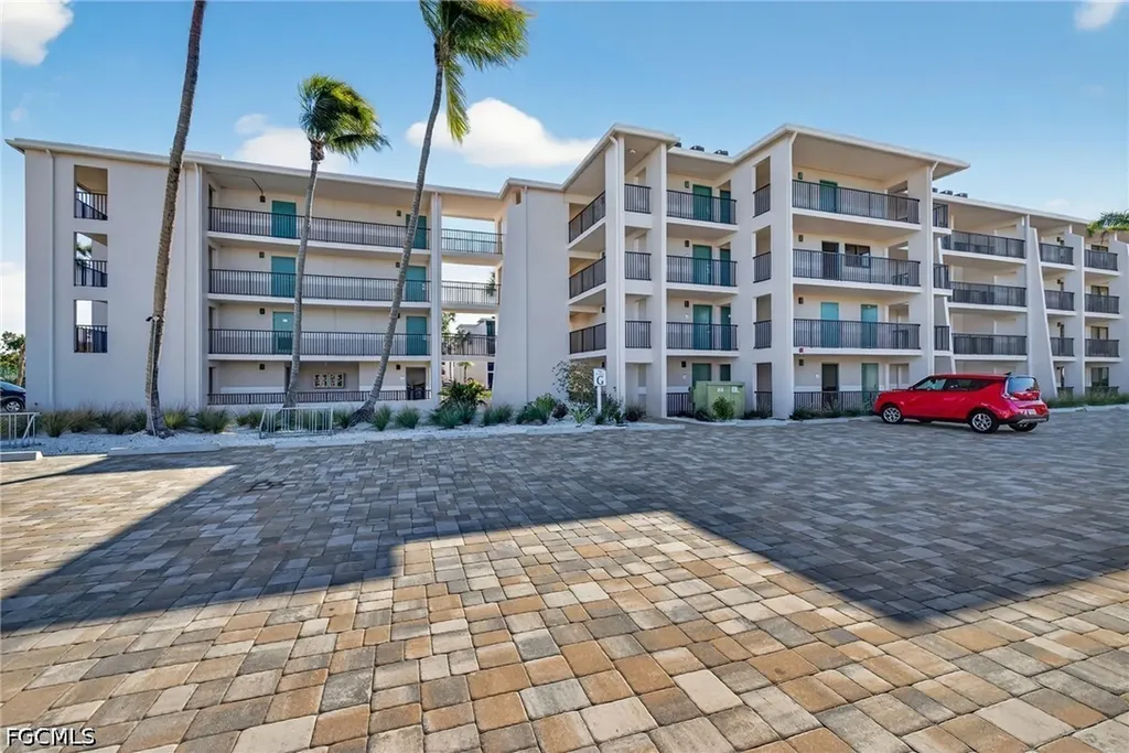 Sanibel FL, 1501 Middle Gulf Drive, Unit 306G