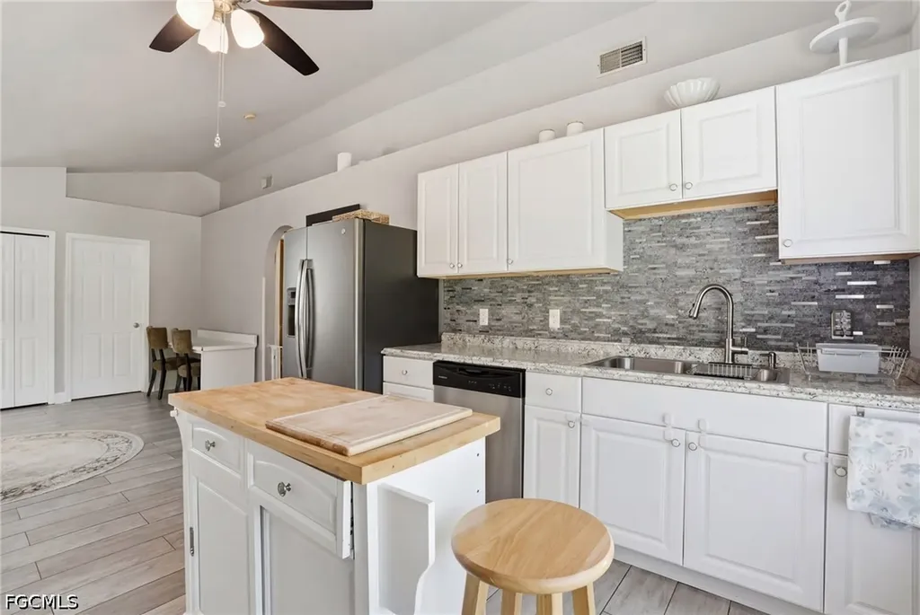 4934 SW 20th Place Cape Coral FL 33914