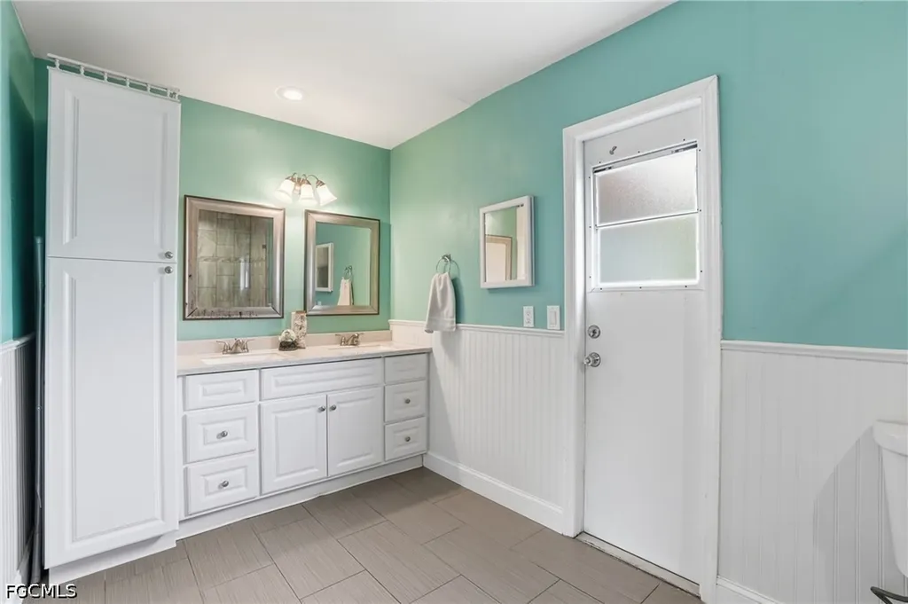 4934 SW 20th Place Cape Coral FL 33914