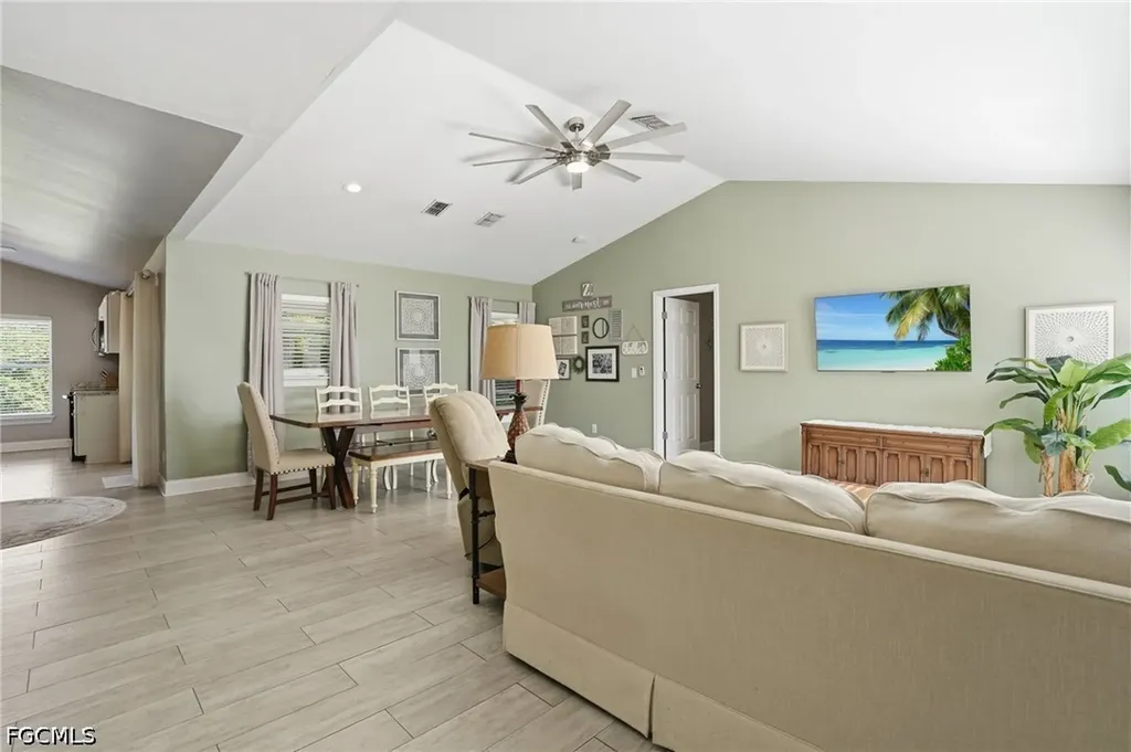 4934 SW 20th Place Cape Coral FL 33914