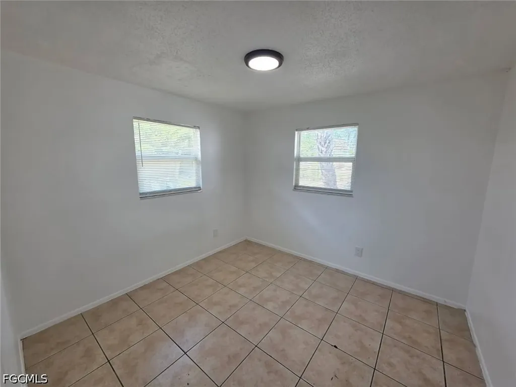 5426 Sago Avenue Fort Myers FL 33907