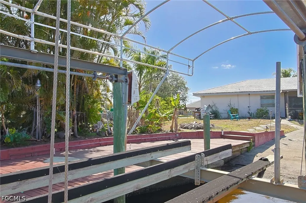 303 Georgia Avenue Fort Myers FL 33905