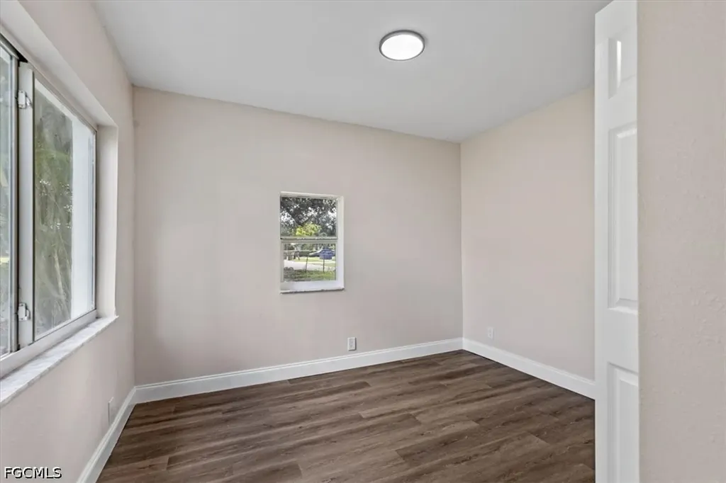 2570 Charleston Park Drive Alva FL 33920