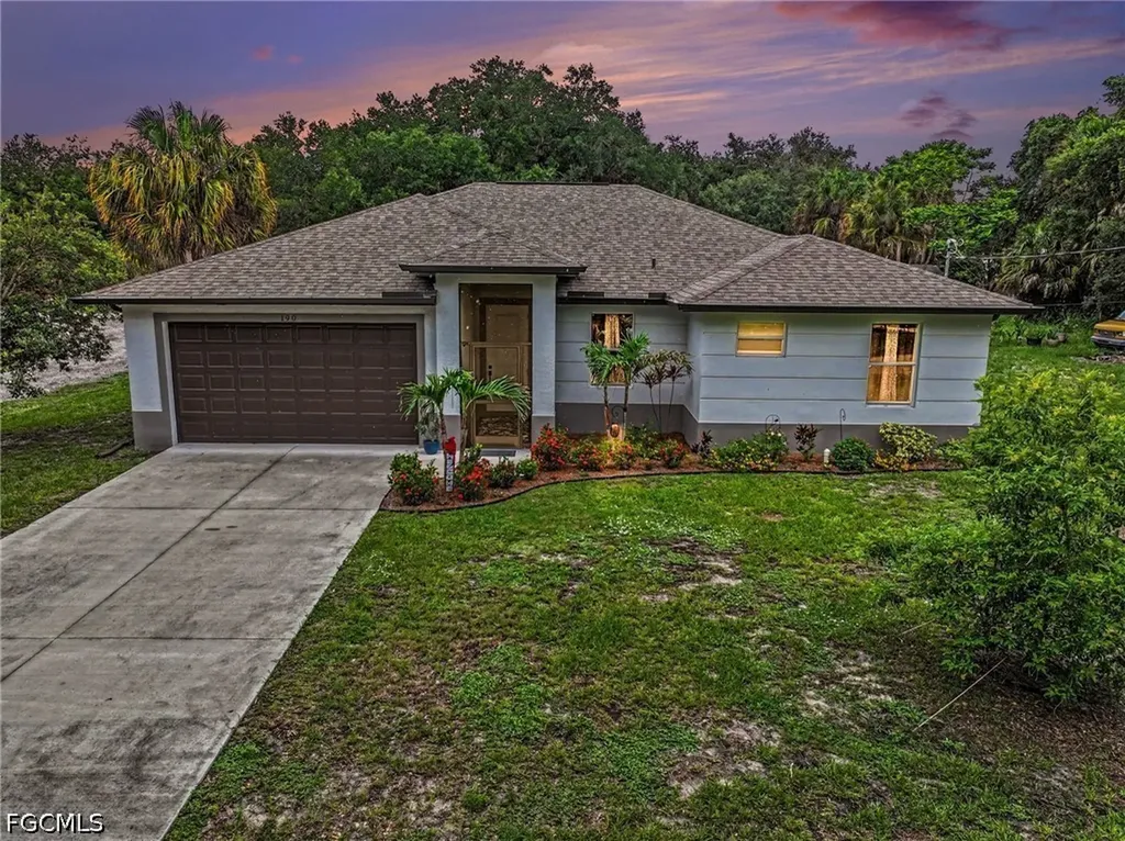 190 Hendry Street Labelle FL 33935