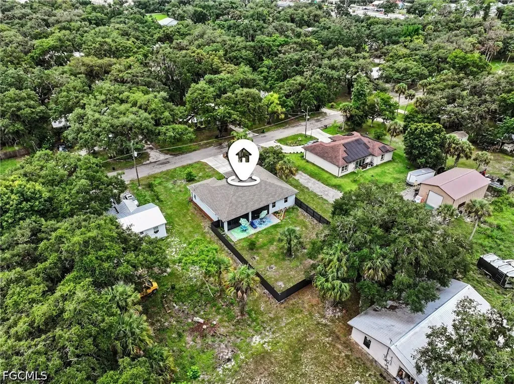 190 Hendry Street Labelle FL 33935