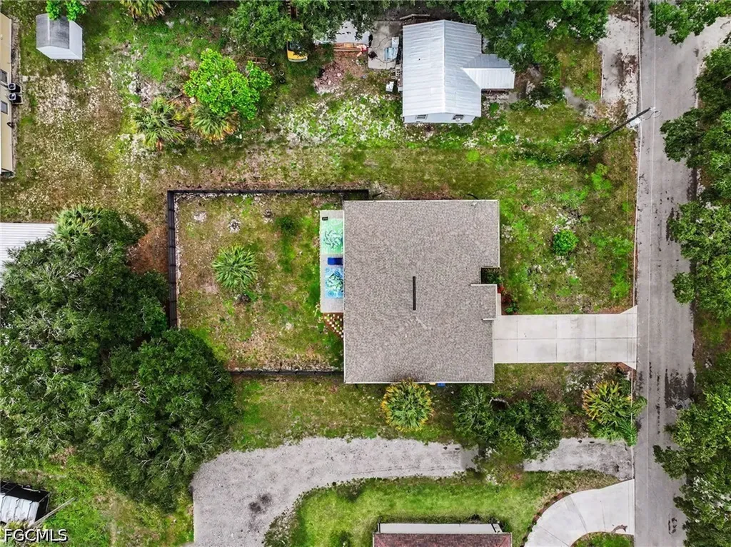 190 Hendry Street Labelle FL 33935