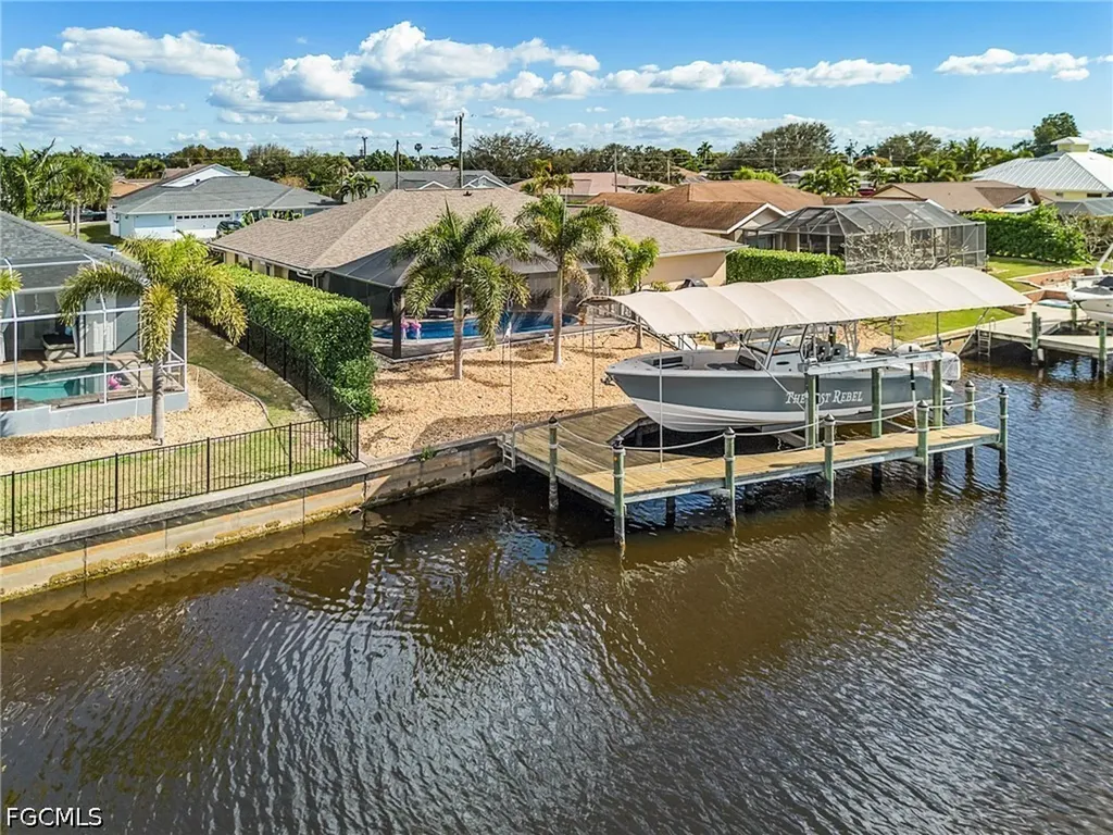 1102 SE 21st Avenue Cape Coral FL 33990