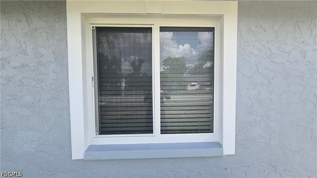 18448 Iris Road Fort Myers FL 33967
