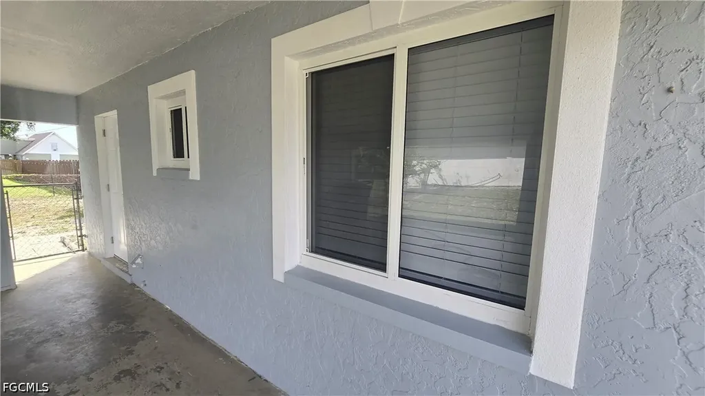 18448 Iris Road Fort Myers FL 33967