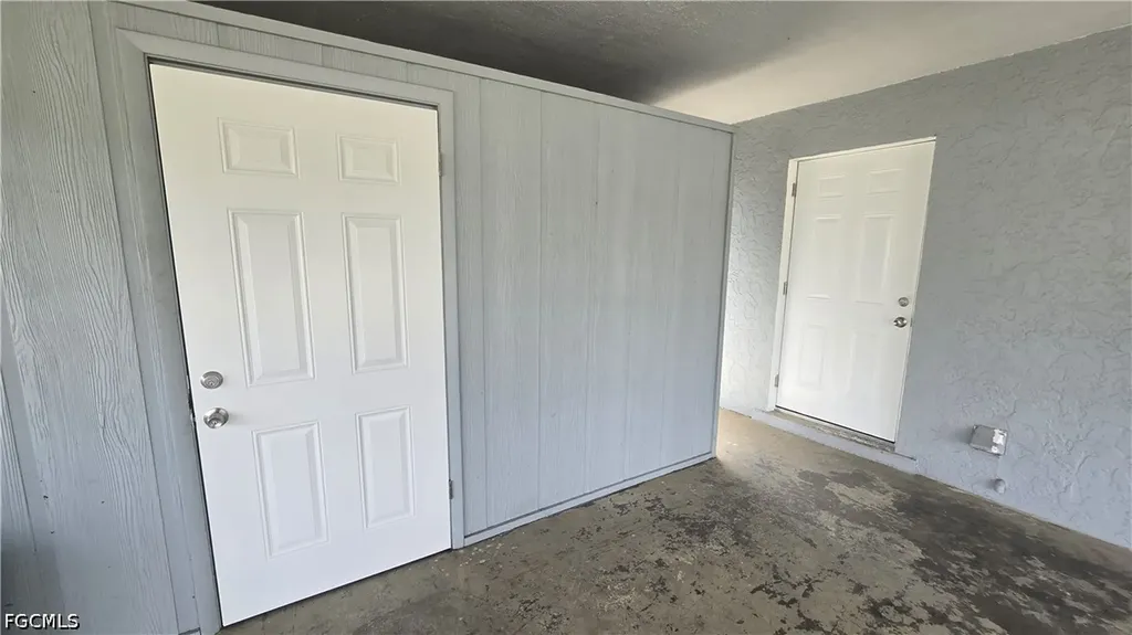 18448 Iris Road Fort Myers FL 33967