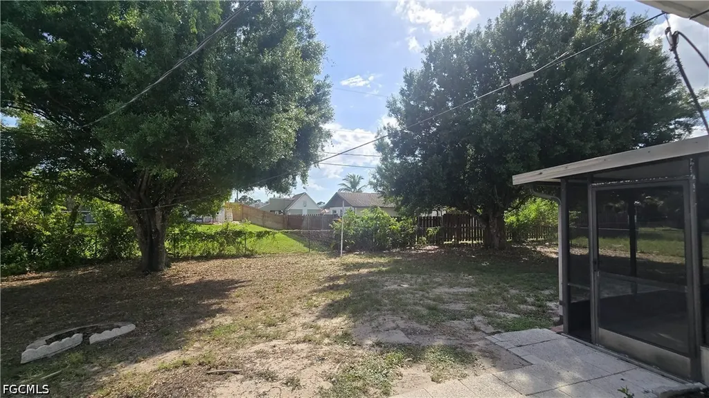 18448 Iris Road Fort Myers FL 33967
