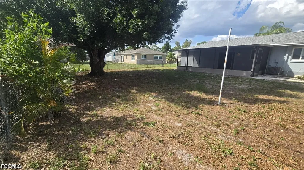 18448 Iris Road Fort Myers FL 33967