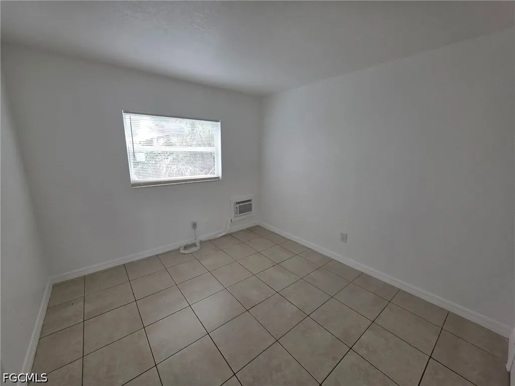 2452 Stella Street Fort Myers FL 33901