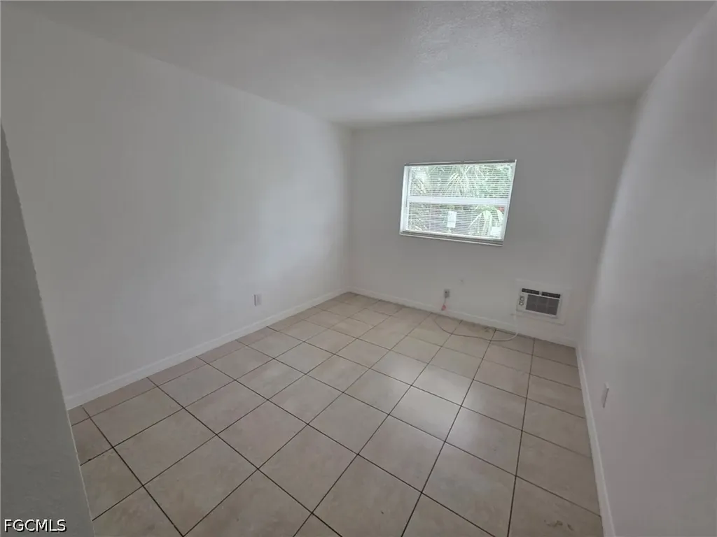 2452 Stella Street Fort Myers FL 33901